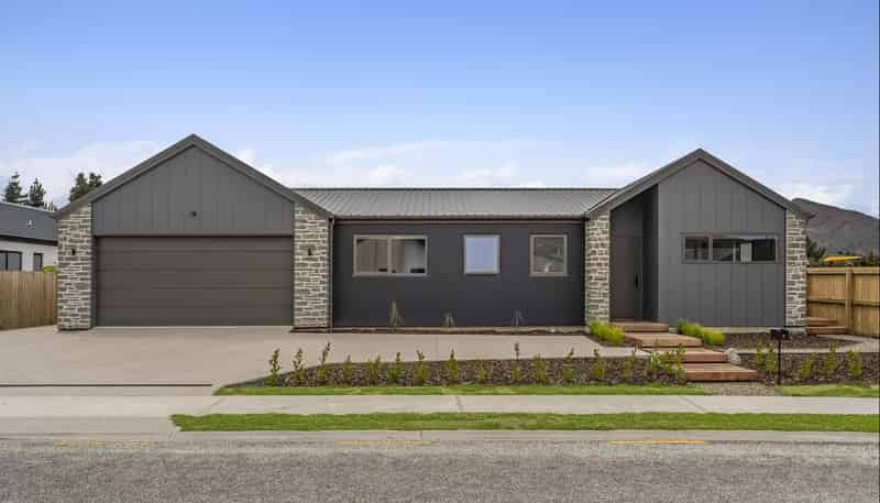 7 Onyx Street, Wanaka