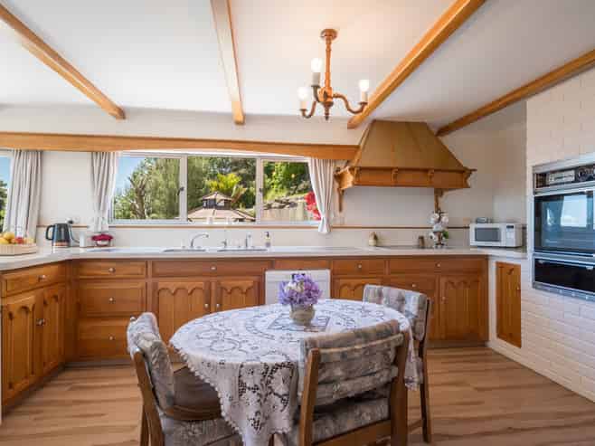 33 Arapiki Road, Stoke