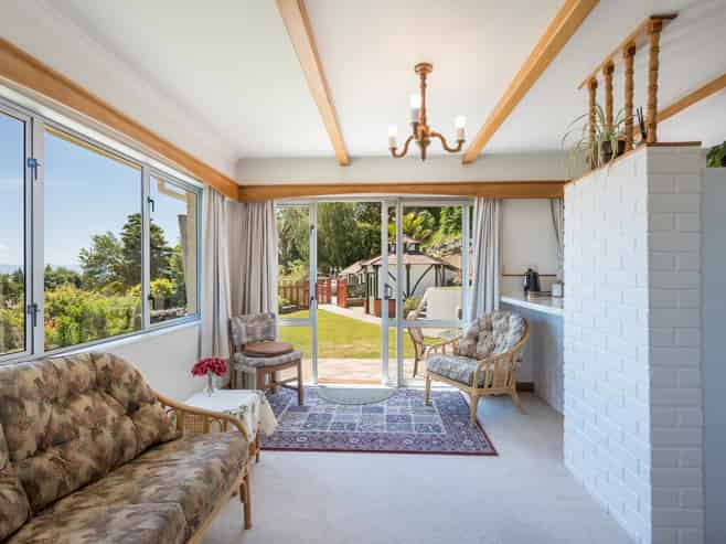 33 Arapiki Road, Stoke