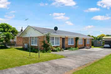 1 & 2/ 79 Rimu Street, New Lynn