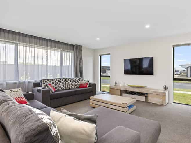 130 Harakeke Drive, Wharewaka