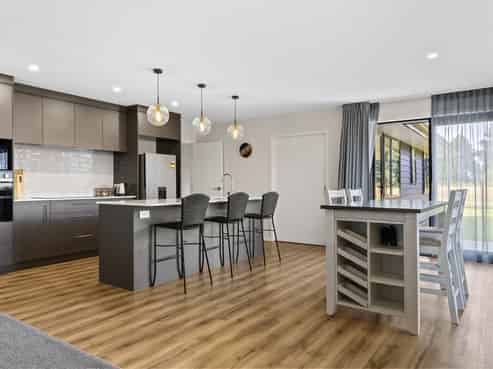 130 Harakeke Drive, Wharewaka