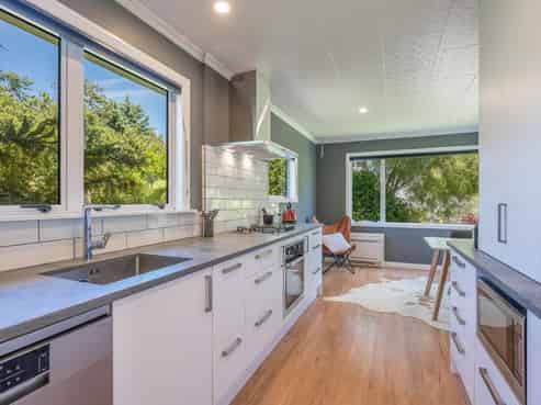 14 Scotia Street, Wakatu