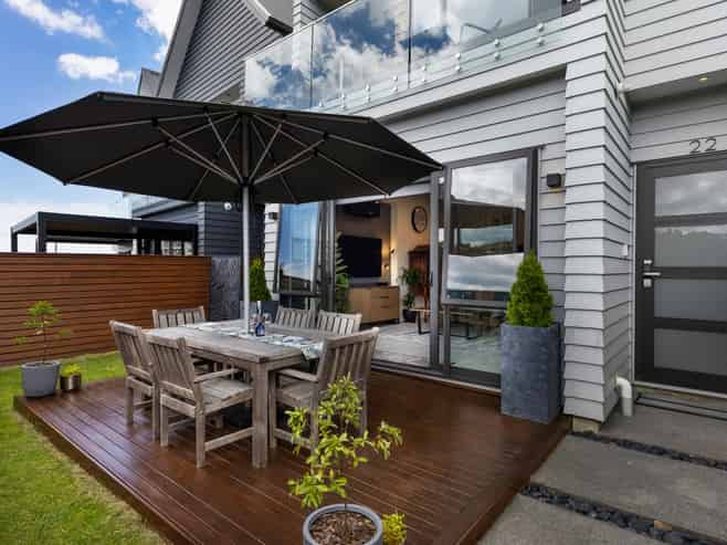 22 Arran Point Parade, Orewa