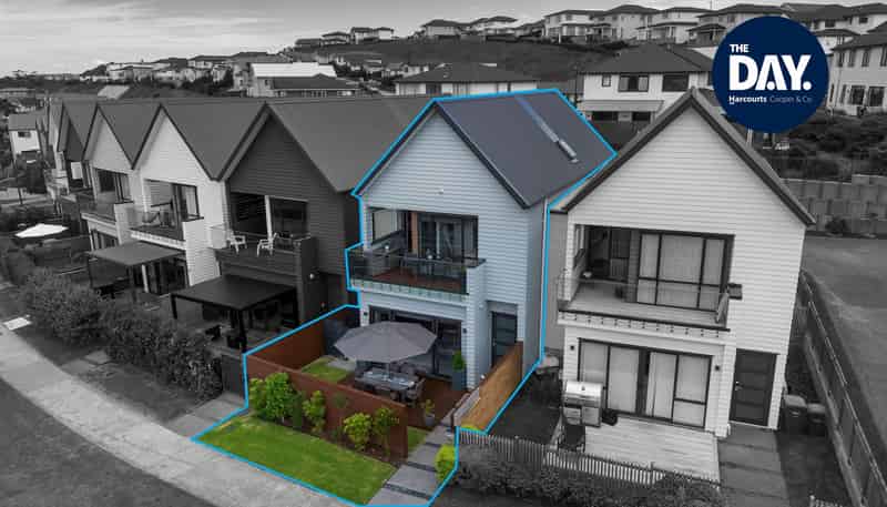 22 Arran Point Parade, Orewa