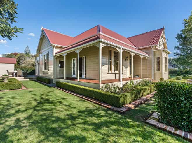 137 Egmont Road, Hillsborough