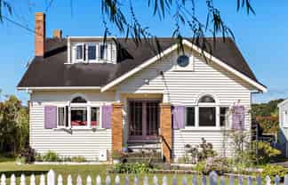 39 Hanlon Crescent, Devonport