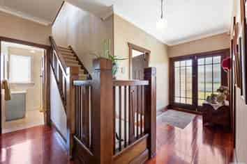 39 Hanlon Crescent, Devonport