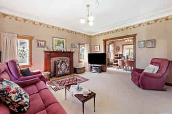 39 Hanlon Crescent, Devonport