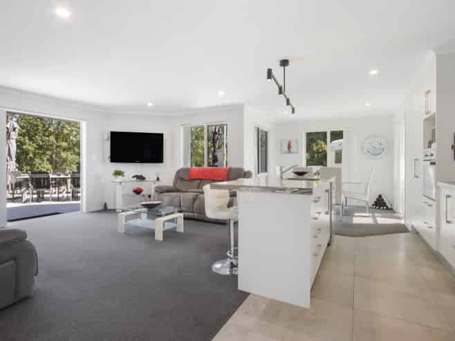 6A Highfields Drive, Katikati