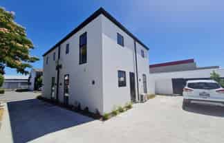 2/7 Dickens Street, Addington