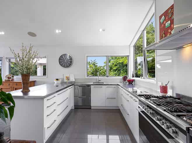 11A Lismore Street, Strandon