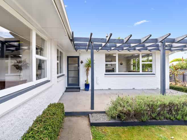 4 Elizabeth Street, ROLLESTON