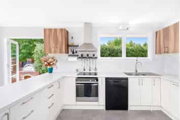 4 Elizabeth Street, ROLLESTON