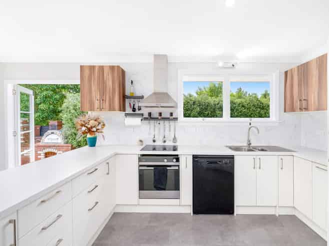 4 Elizabeth Street, ROLLESTON