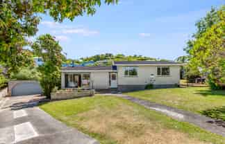 5 Atherstone Lane, Belmont