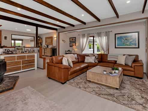 16 Huia Street, Whau Valley