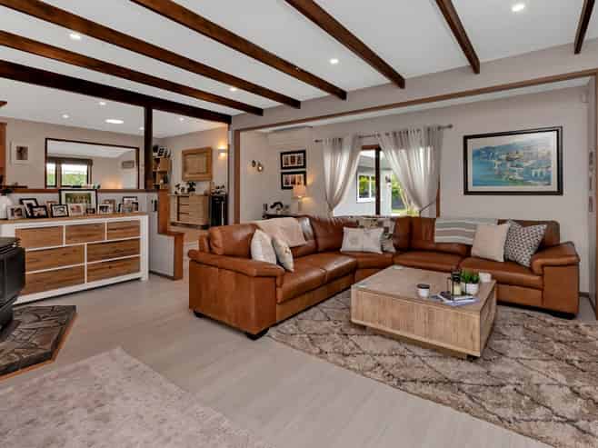 16 Huia Street, Whau Valley