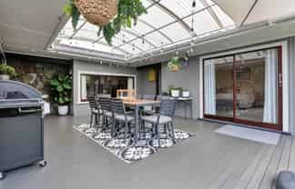 16 Huia Street, Whau Valley