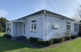 5  Russell Street , Foxton