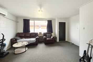 2/32 Baird Street, Richmond