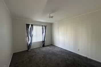 3/3 Luke Street, Otahuhu