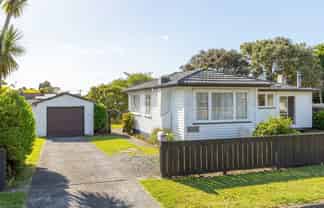38 Wakefield Street, Featherston