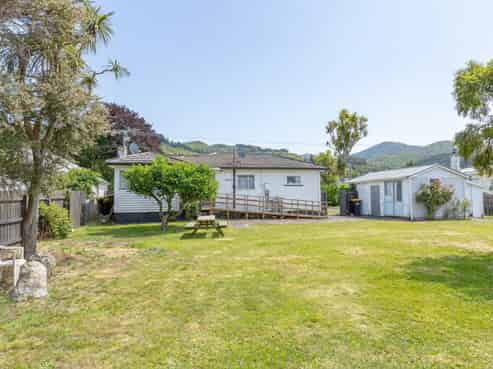 38 Wakefield Street, Featherston