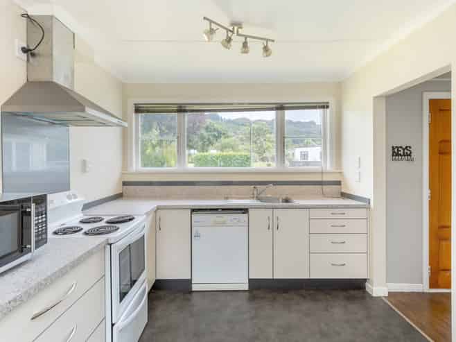 38 Wakefield Street, Featherston