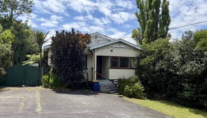 61 Rua Road, Glen Eden