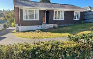 10 Locke Avenue, Mount Roskill