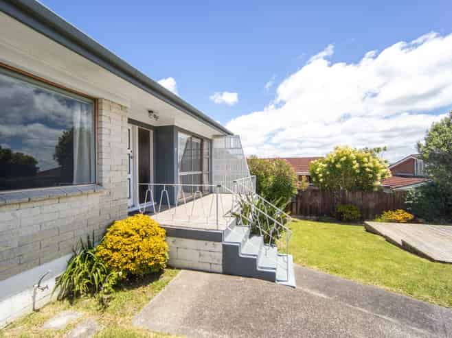 4/67A Roberton Road, Avondale