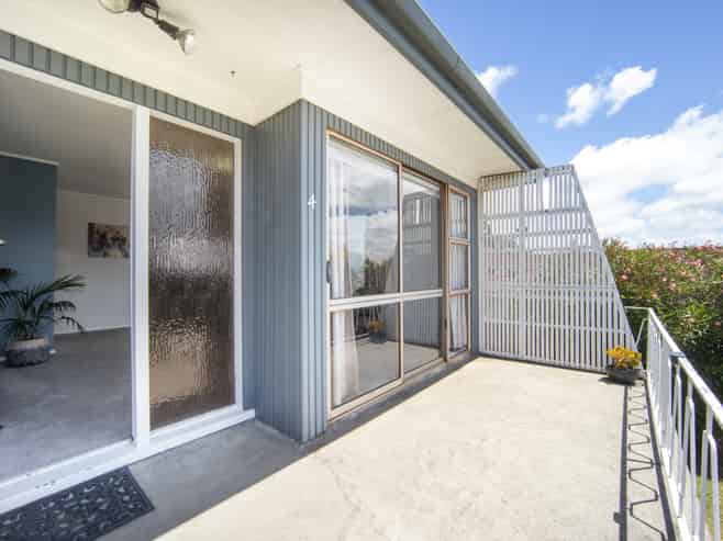 4/67A Roberton Road, Avondale
