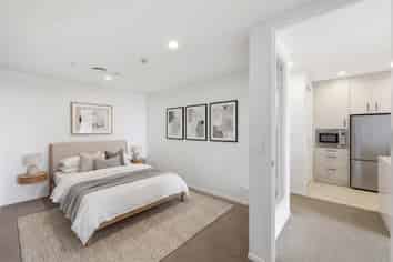 904/8 Waikumete Road, Glen Eden