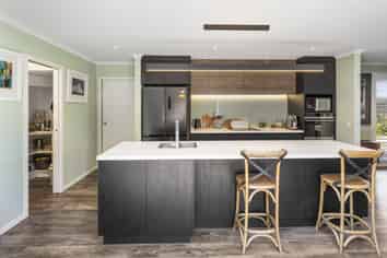 53 Summersfield Boulevard, Richmond