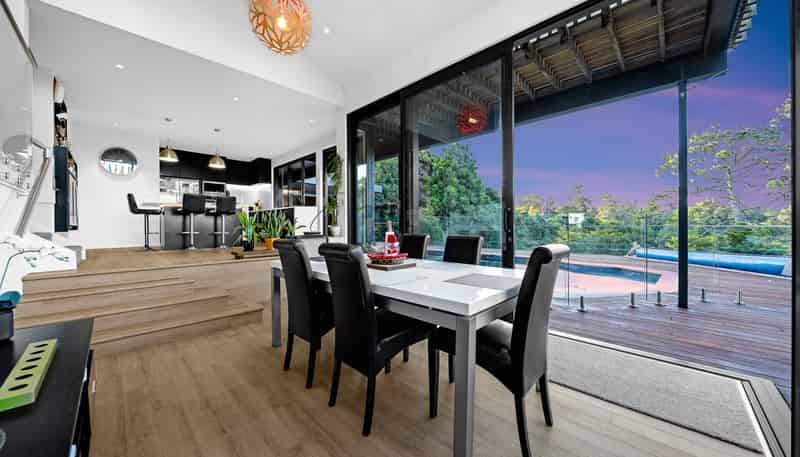 8 Aberdeen Road, Campbells Bay