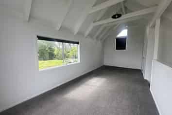 Cottage/853 Glenbrook Road, Kingseat