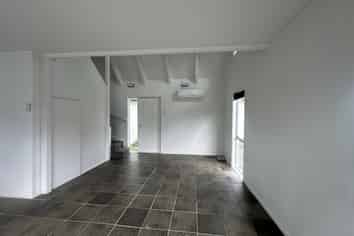 Cottage/853 Glenbrook Road, Kingseat