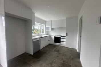 Cottage/853 Glenbrook Road, Kingseat