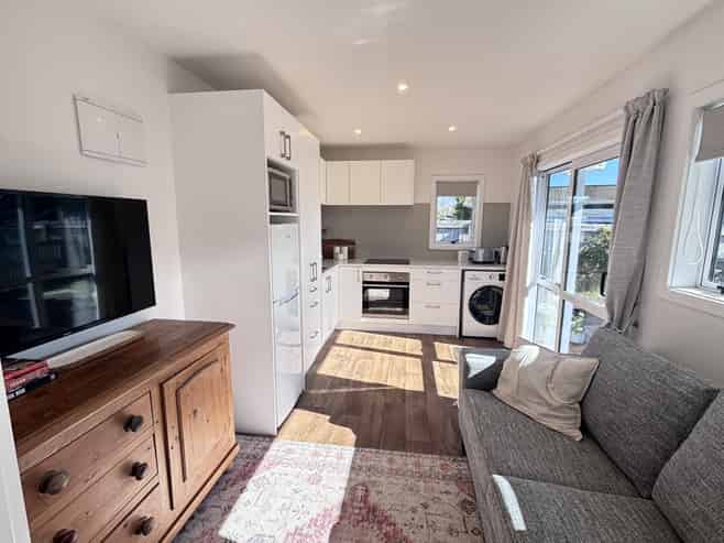 13 Brookvale Road, Havelock North