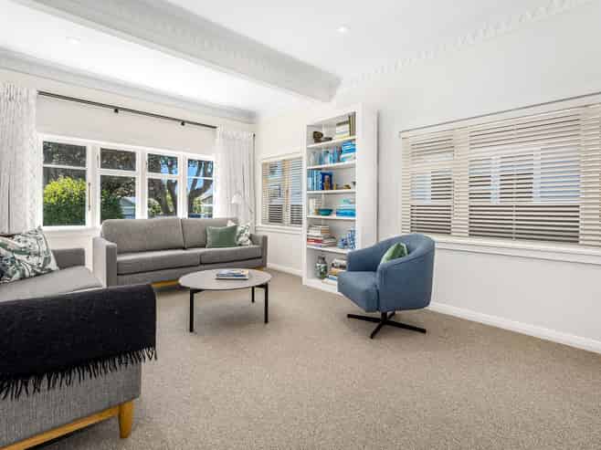 73 Oroua Street, Eastbourne