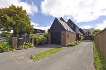 1/88 Abberley Crescent, Saint Albans