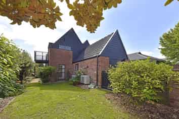 1/88 Abberley Crescent, Saint Albans