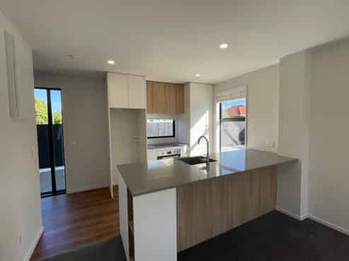 2/7  Hinemoa Street , Spreydon