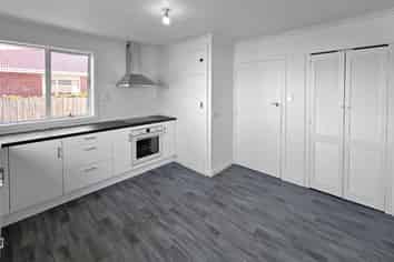 58 Queen Street, Winton