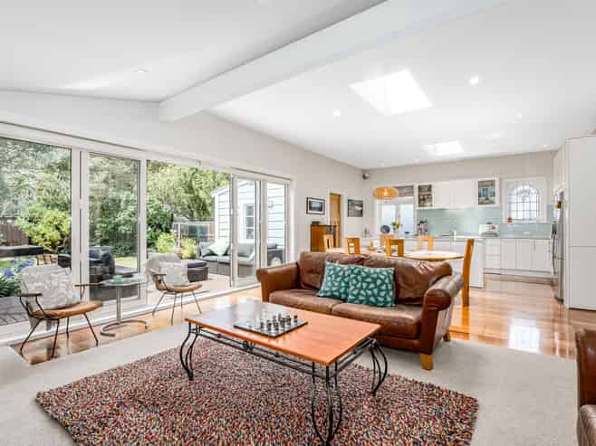 61 Oroua Street, Eastbourne