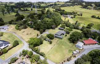 14 Macks Lane, Mangapai