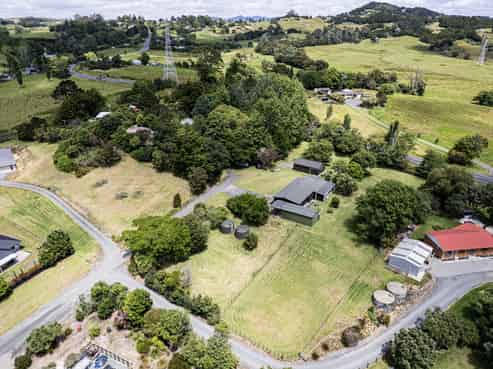 14 Macks Lane, Mangapai