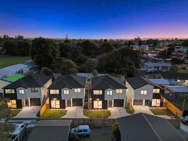 29 Hywell Place, Manurewa