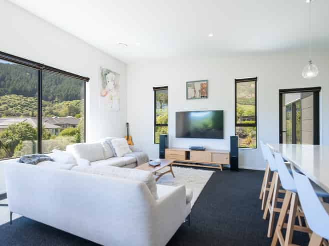 4 Kingfisher Lane, Stoke